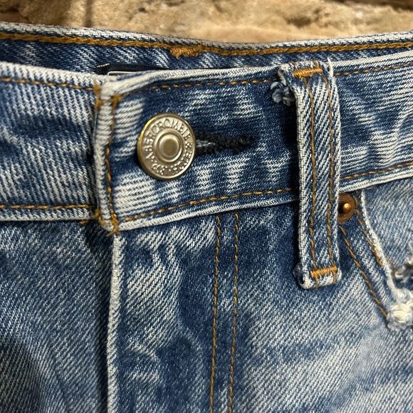 Abercrombie & Fitch Classic Blue Denim Mini Skirt Natural Rise - Picture 4 of 5